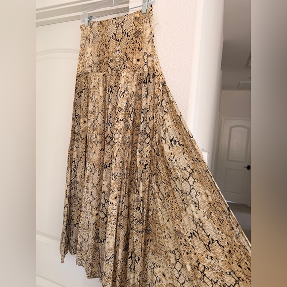 Spell Aloha Python Split Maxi Skirt – Size Small 🐍✨ - Picture 4 of 8